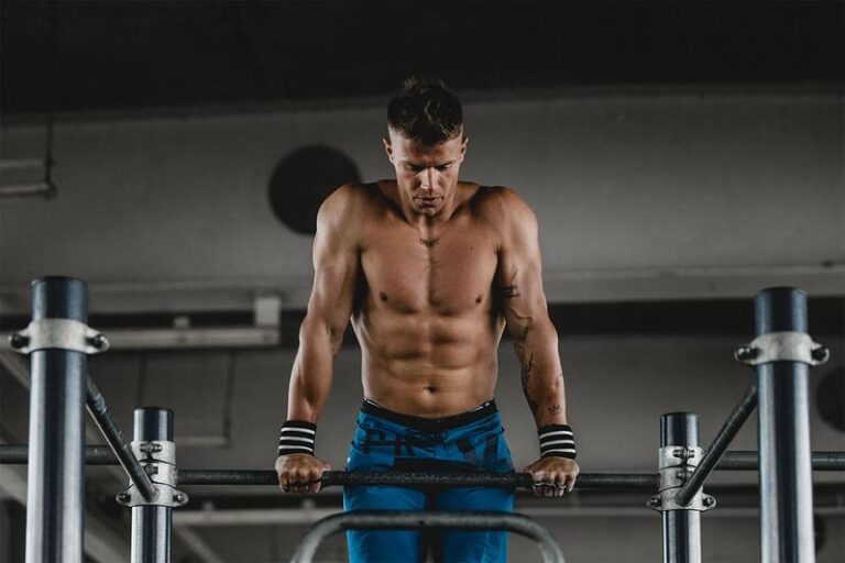 Kulturystyka naturalna: jak osiągnąć maksymalne rezultaty bez sztucznych wspomagaczy