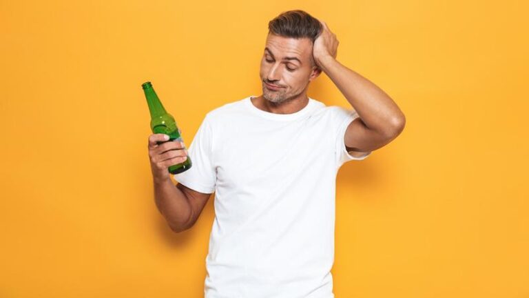 Jak alkohol wpływa na Twoje treningi siłowe?