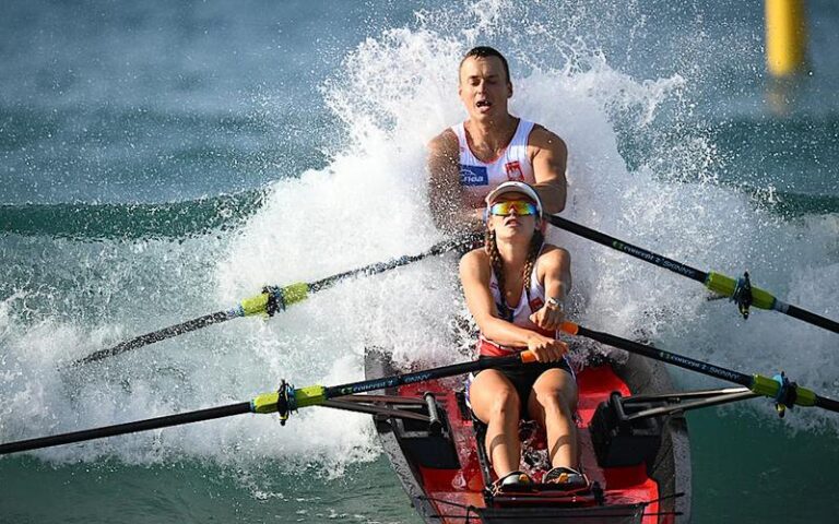 Sekrety efektywnych ćwiczeń dla wioslarzy, które poprawią twoje wyniki